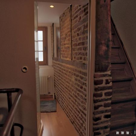 Maison De Charme Dans Quartier Historique Lüttich Exterior foto